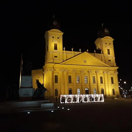 Piac Utcai * Debrecen