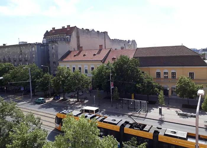 Piac Utcai * Debrecen
